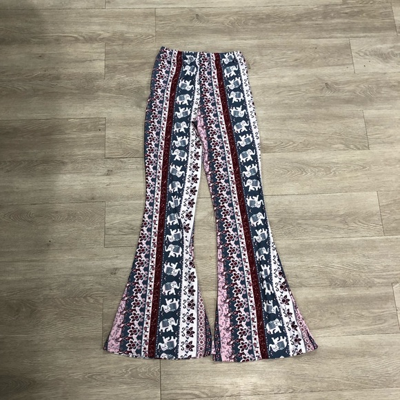 Derek Heart Womens Sueded FEEL Floral Elephant Bell Bottom Leggings Pants Size M - Picture 4 of 5